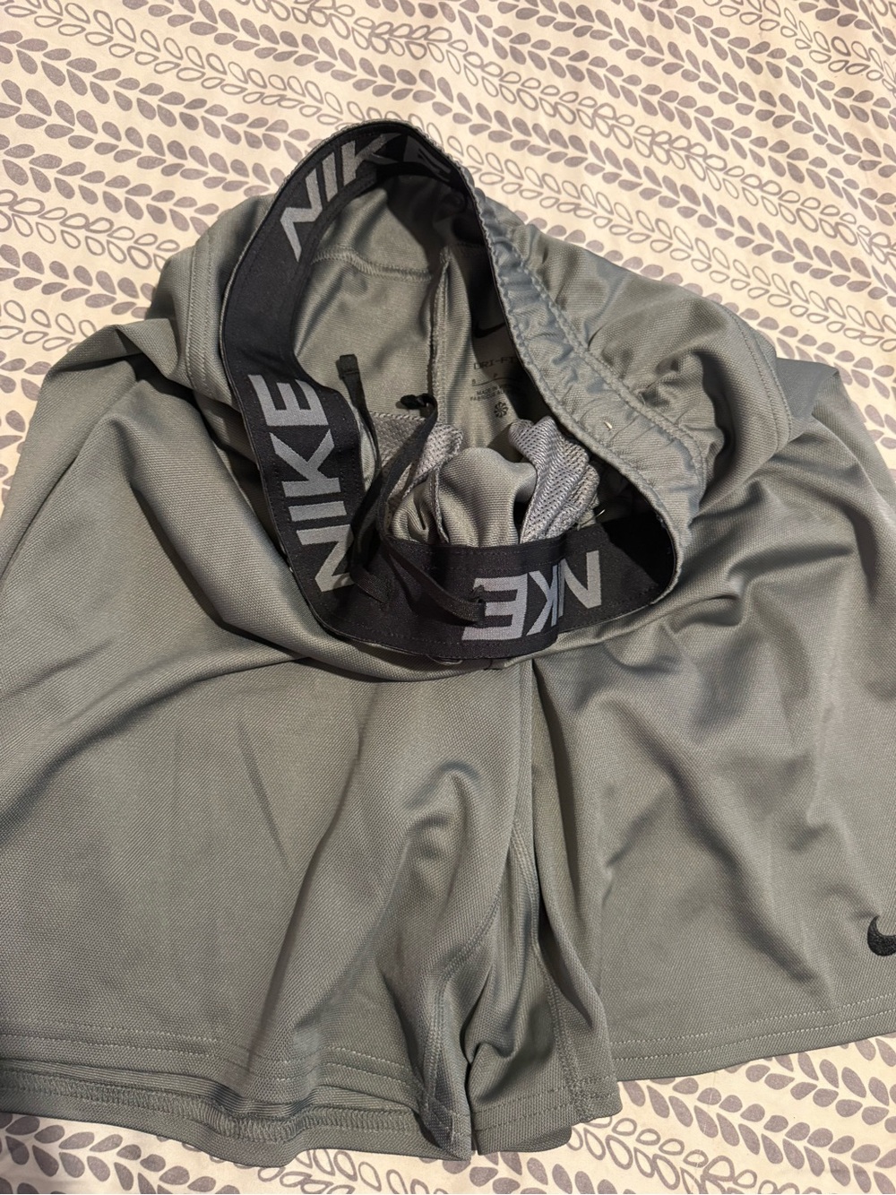 Nike Men’s Grey Shorts